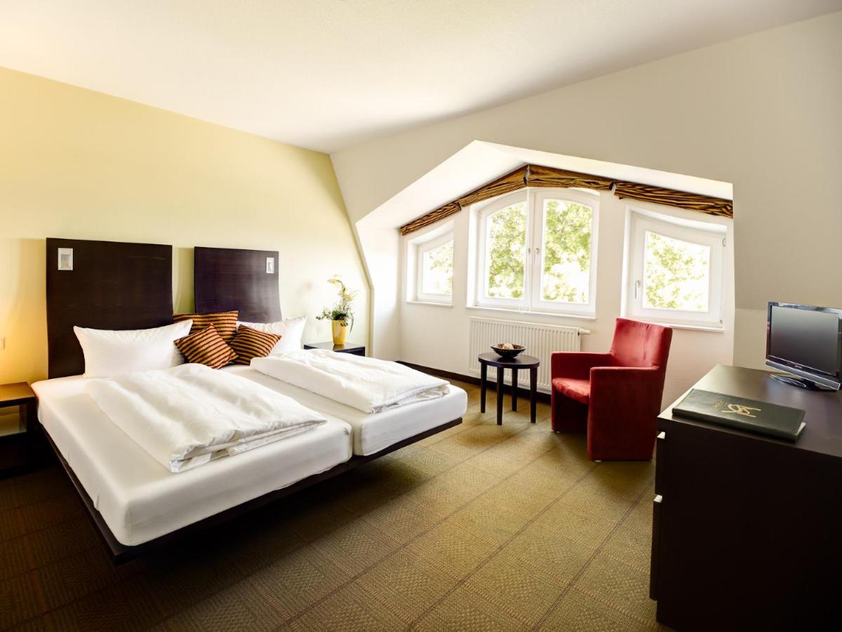 Meyenburg  Germania Hotel Am Schlosspark מראה חיצוני תמונה