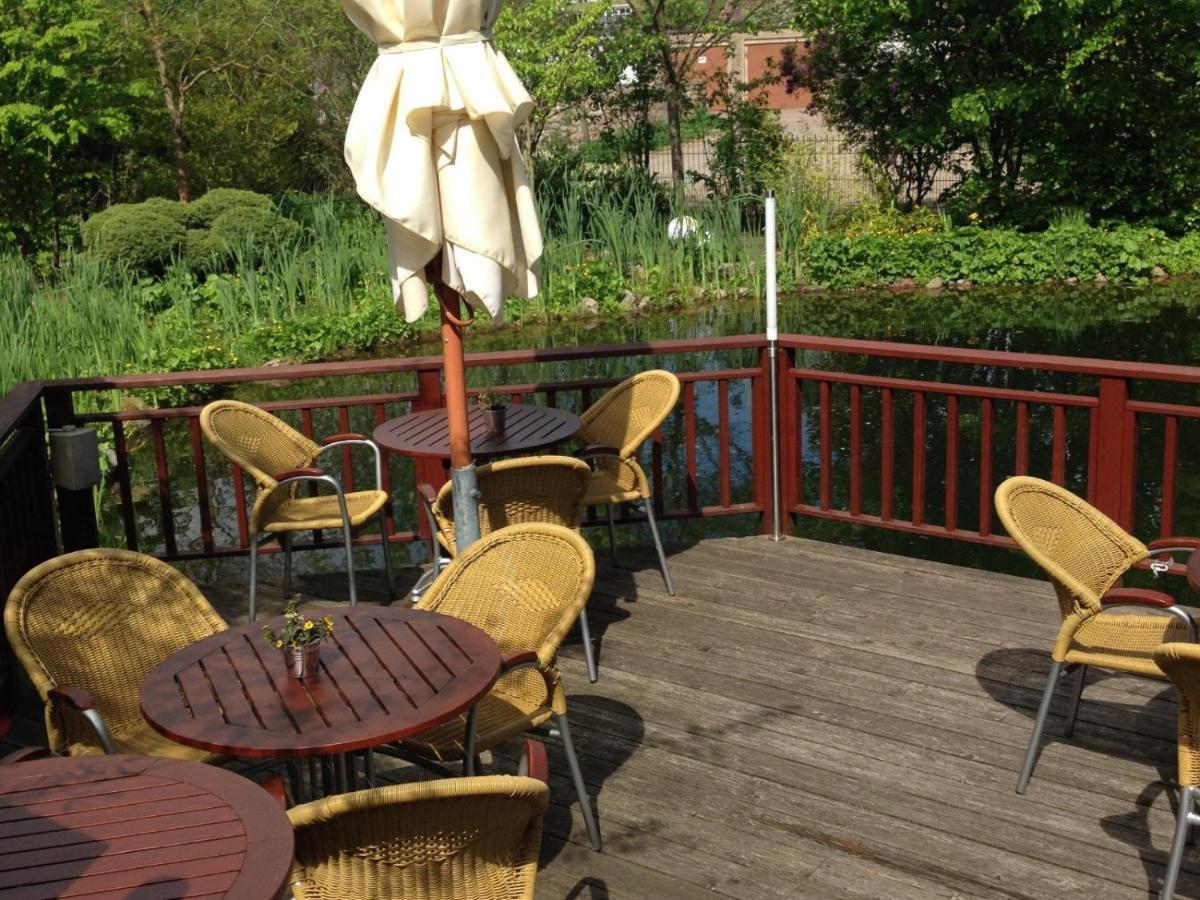 Meyenburg  Germania Hotel Am Schlosspark מראה חיצוני תמונה